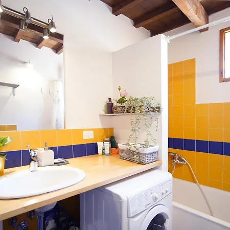 Borgo Degli Artisti *