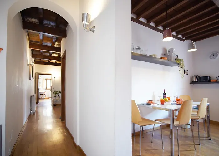Borgo Degli Artisti *
